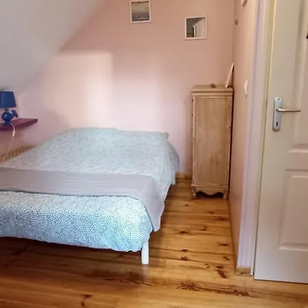 Charmante Maison Sous Les Pins Holiday home *